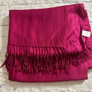 100% VISCOSE WRAP WITH FRINGE DRY CLEAN MAGENTA BURGUNDY FUCHSIA COLOR SCARF